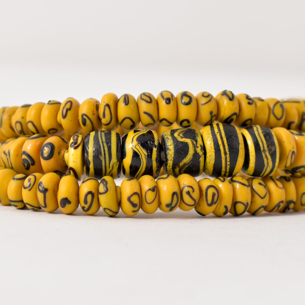 Rare Yellow Zen and Bumblebee Venetian Trade Beads 30 Inch