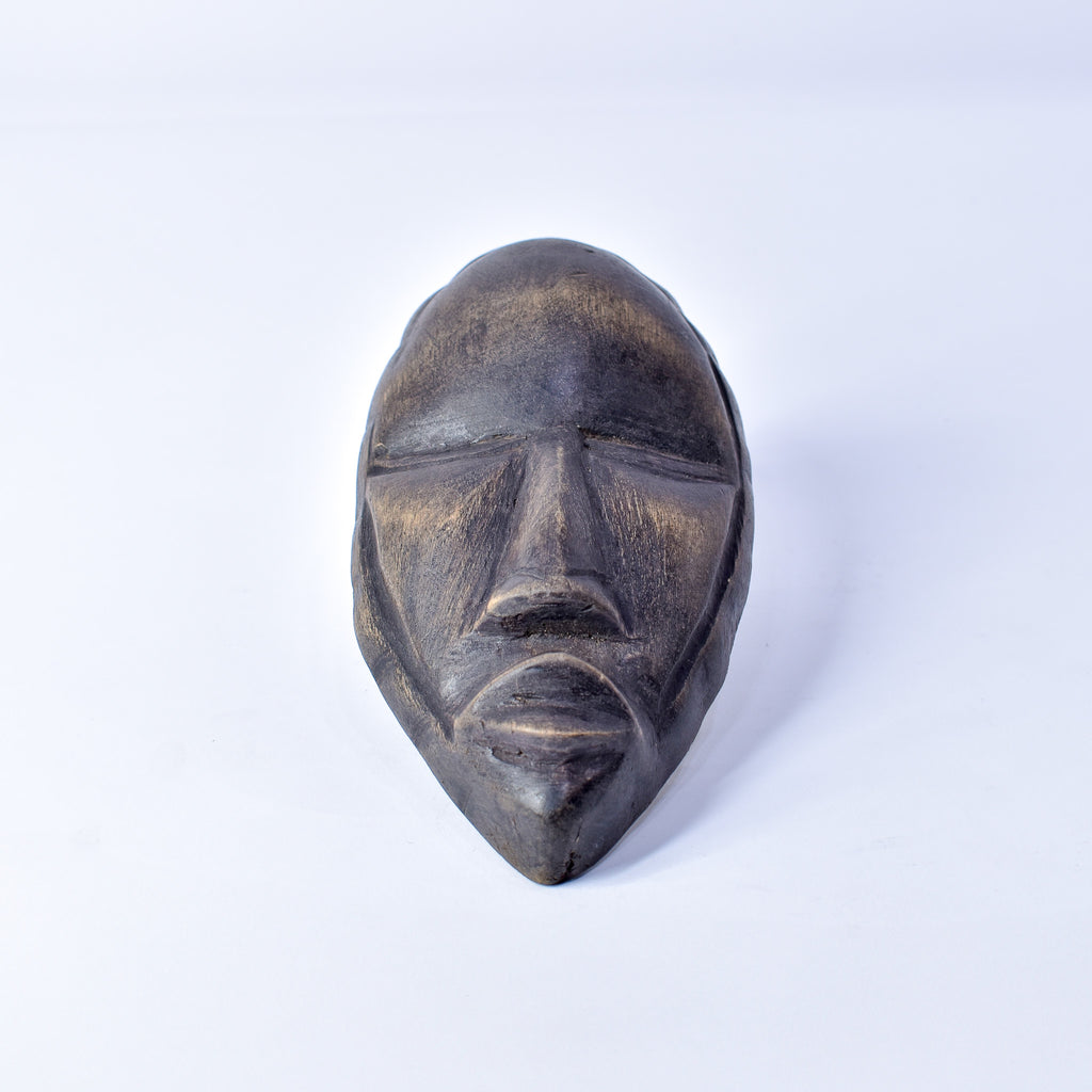 Dan Passport Mask