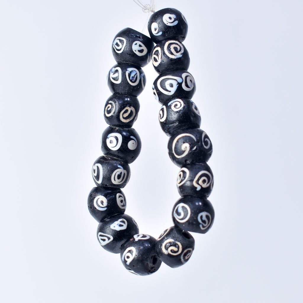 16 Zen Venetian Trade Beads