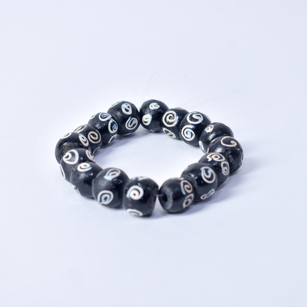 16 Zen Venetian Trade Beads