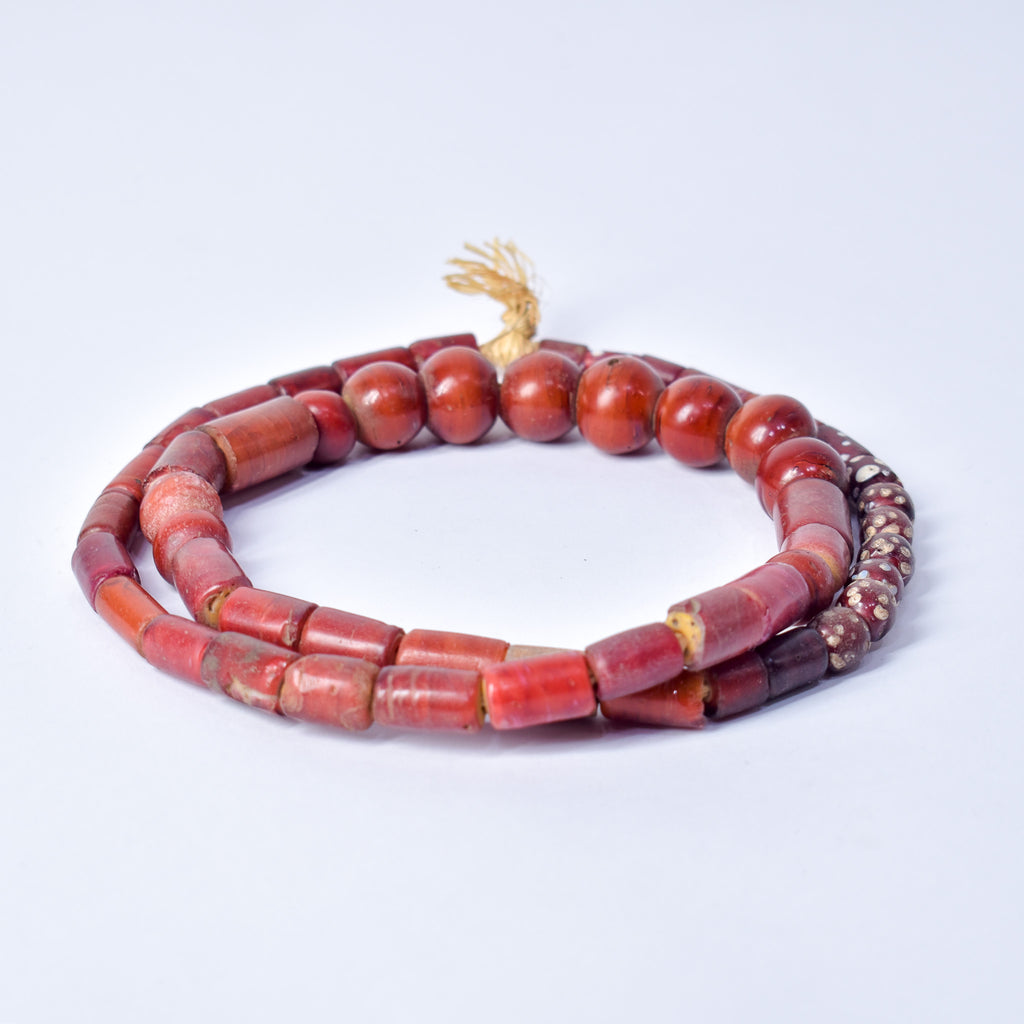 Cornaline d'Aleppo Prize Strand Venetian Trade Beads 30 inch
