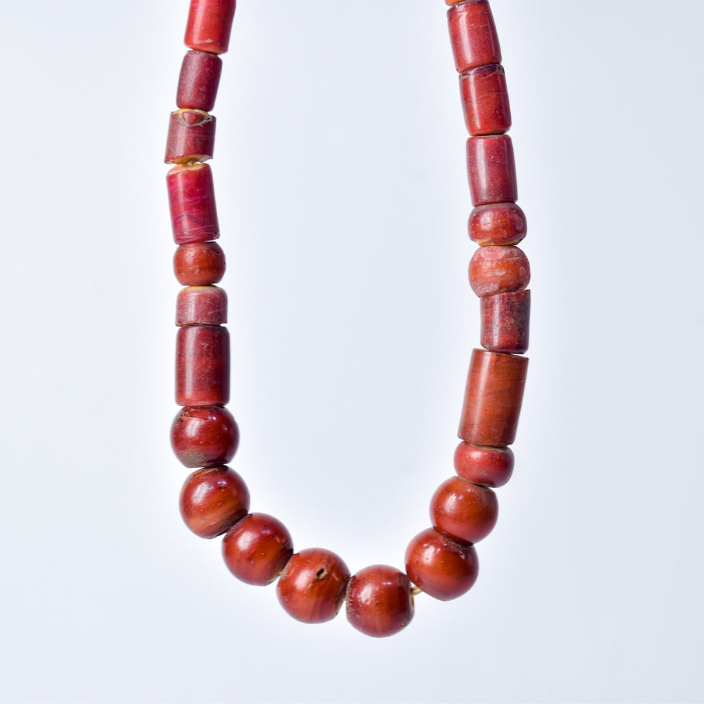 Cornaline d'Aleppo Prize Strand Venetian Trade Beads 30 inch