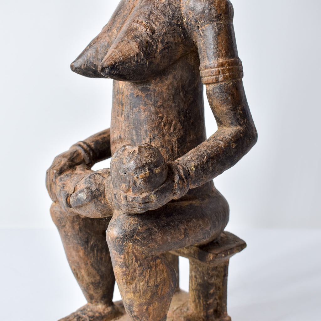 Baule Maternity Wood Figure