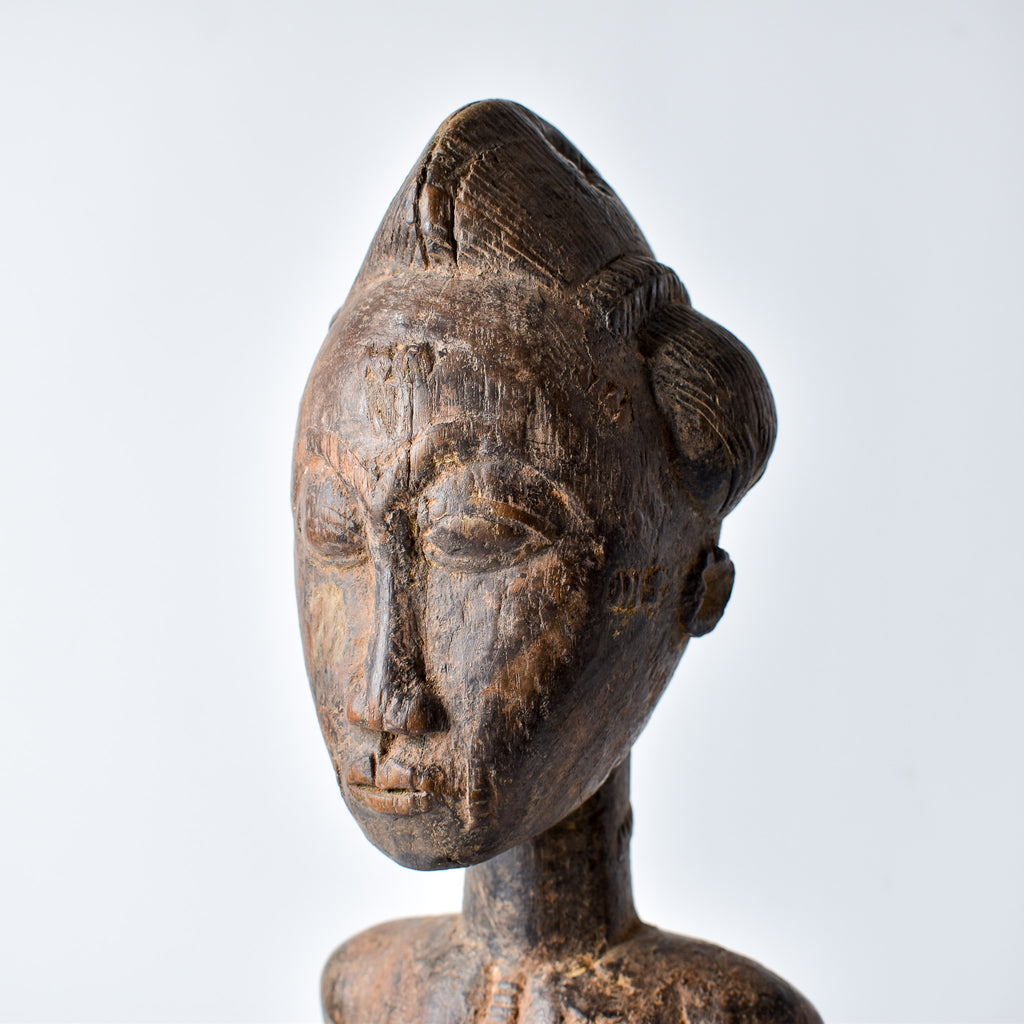 Baule Maternity Wood Figure