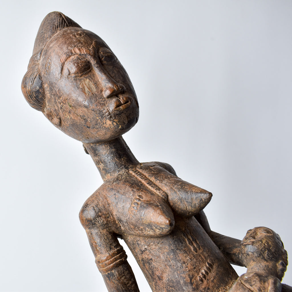 Baule Maternity Wood Figure