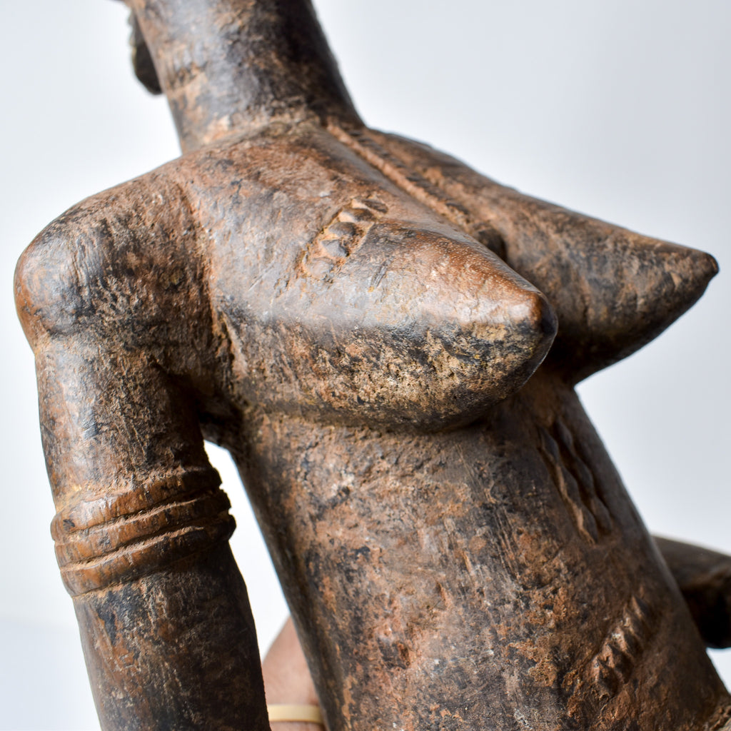 Baule Maternity Wood Figure