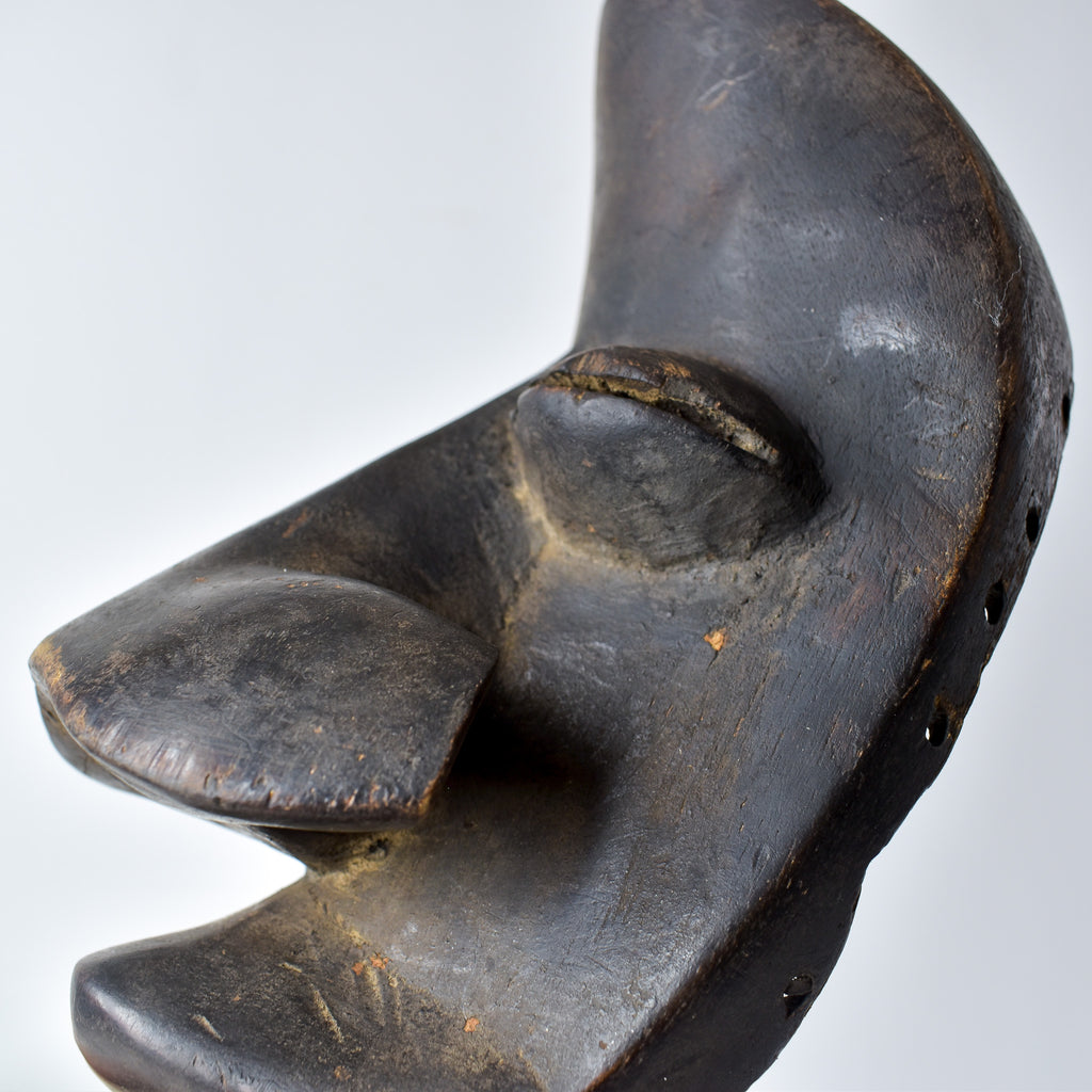 Dan Deangle Mask Liberia