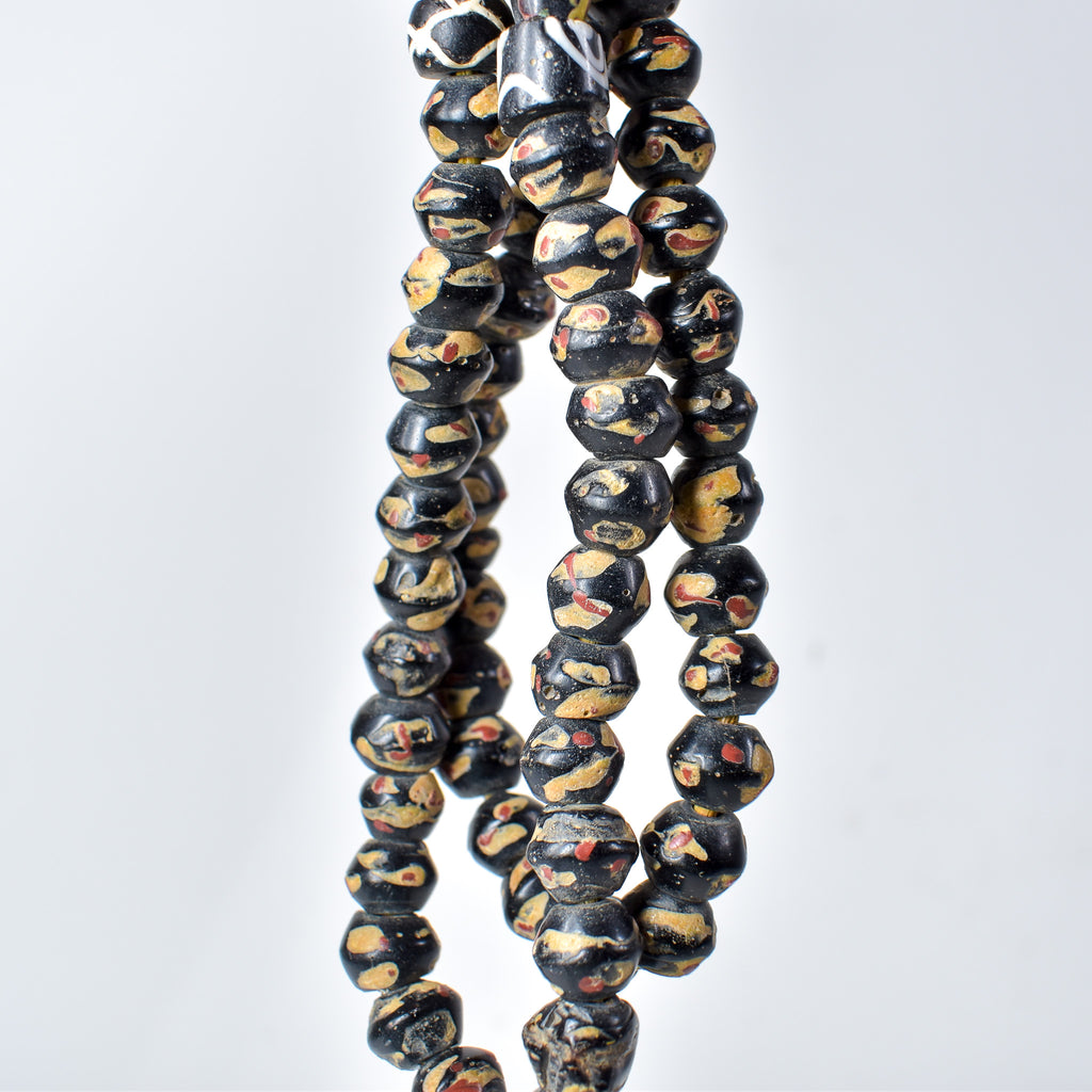 Baby King Venetian Trade Beads 30 Inch