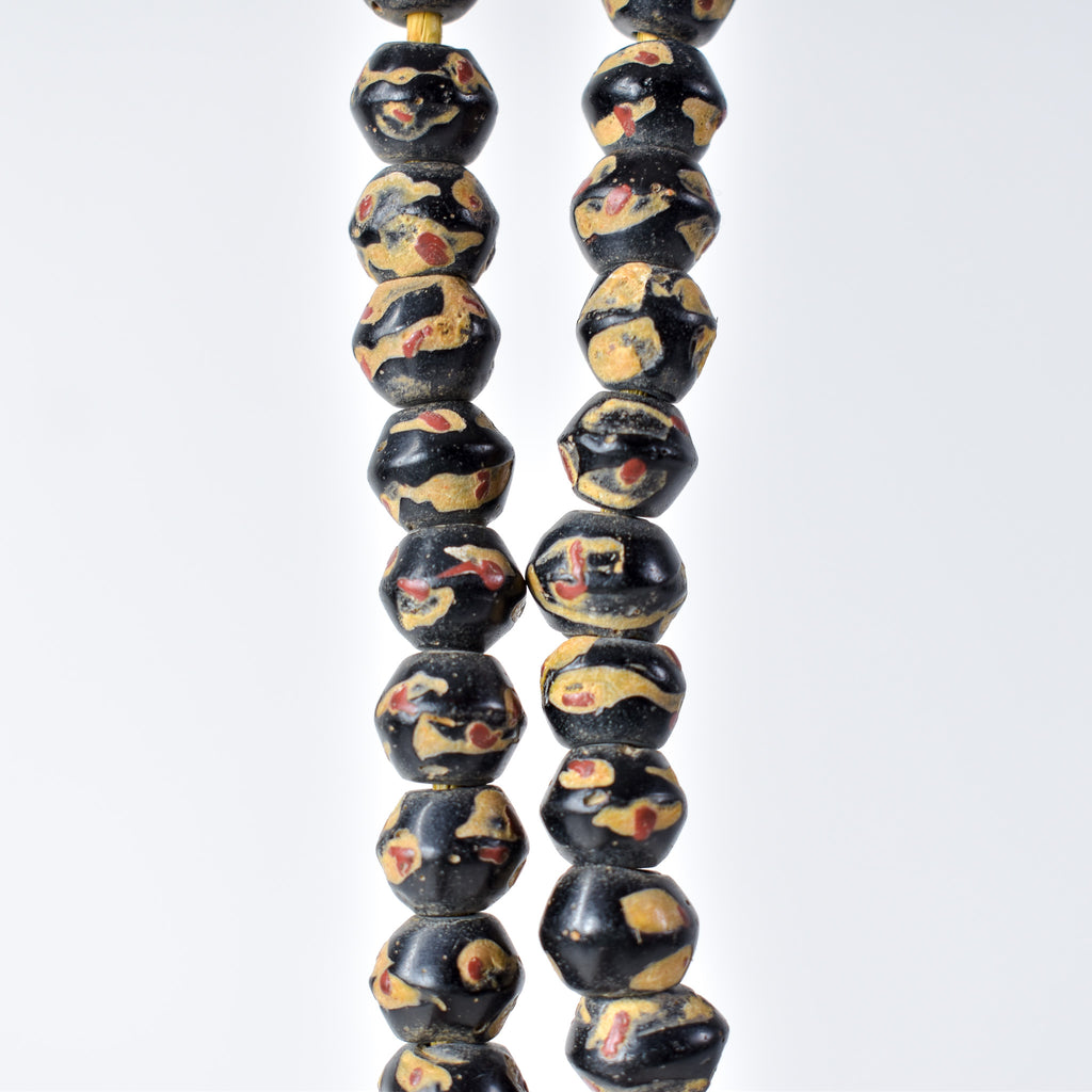 Baby King Venetian Trade Beads 30 Inch