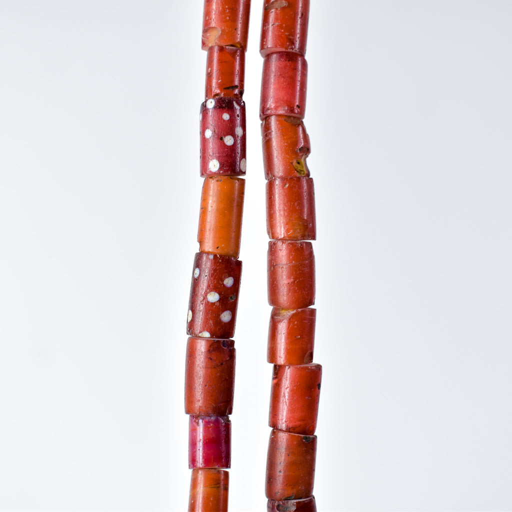 Cornaline d'Aleppo Rare Skunks Venetian Trade Beads