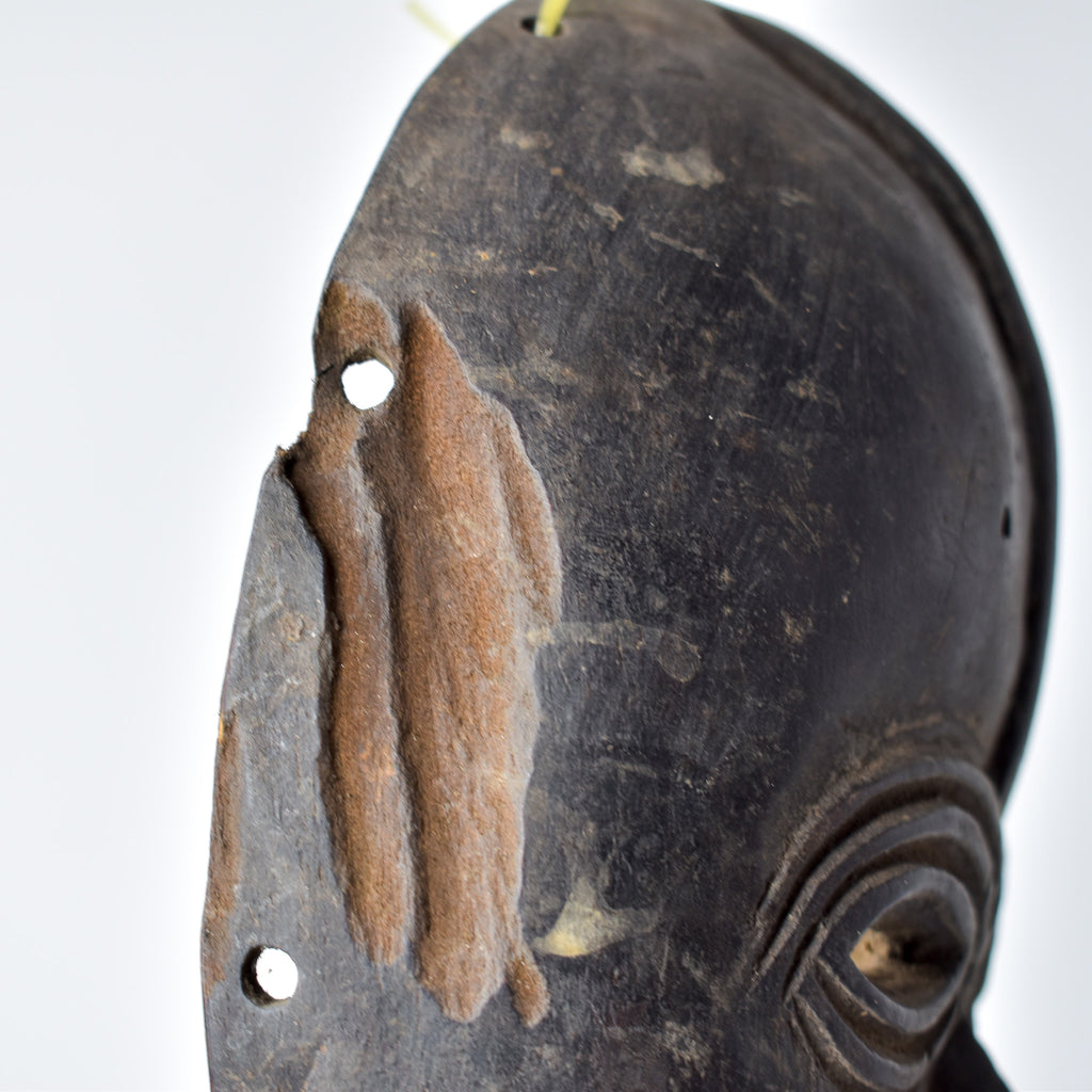 Dan Deangle Mask Liberia