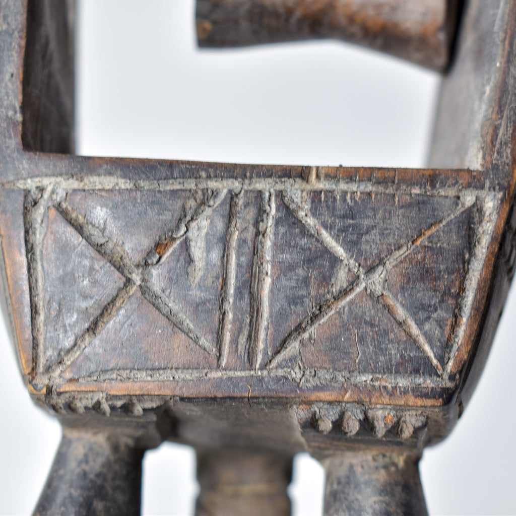 Baule Figural Heddle Pulley Côte d'Ivoire