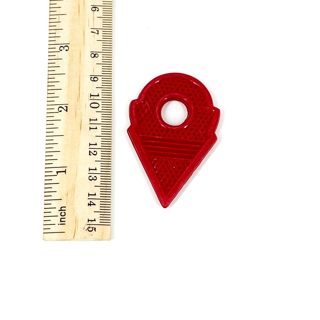 Red Plastic Talhakimt Pendant