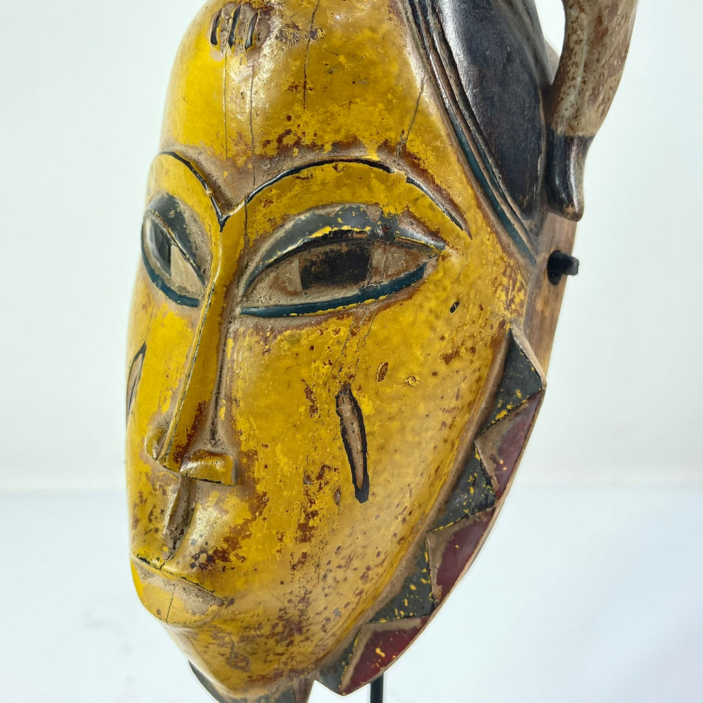 Guro House Mask with Figure Côte d'Ivoire