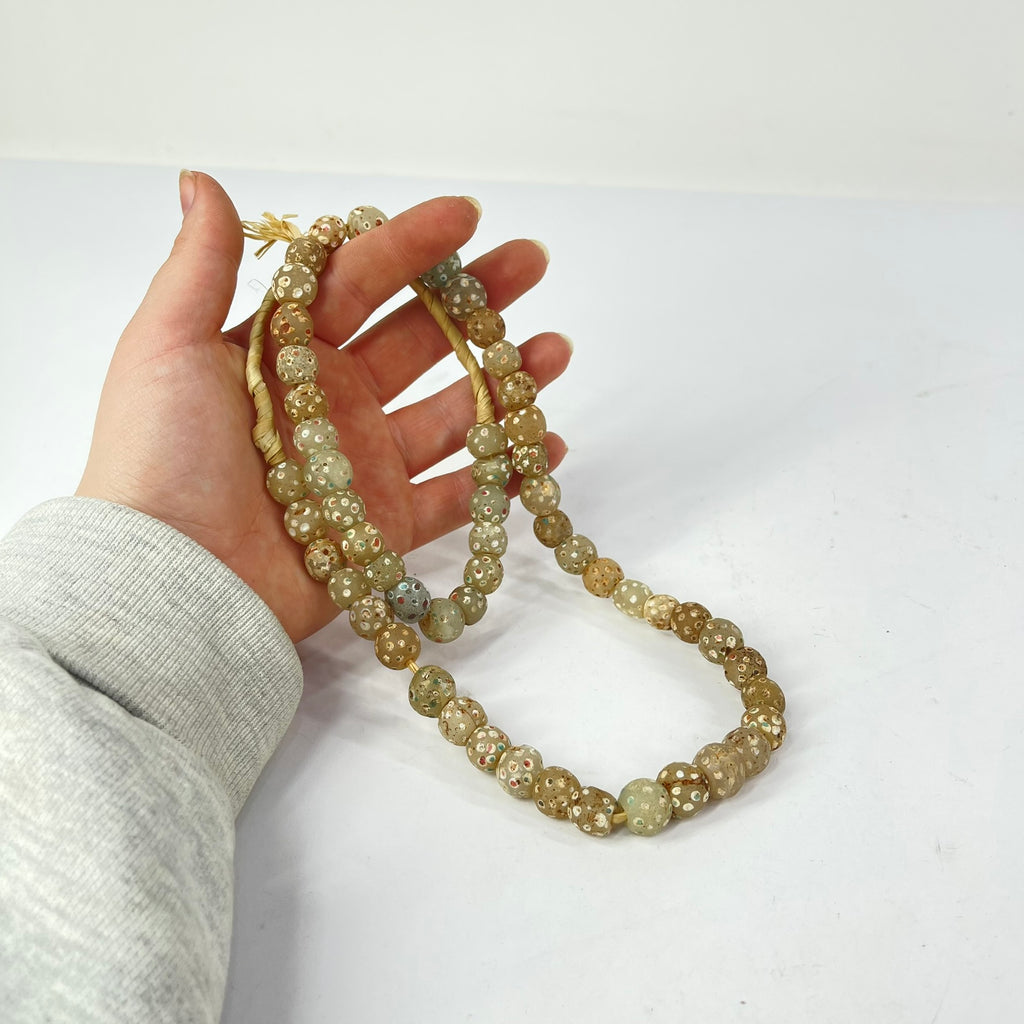 Venetian Skunk White Clear Trade Beads