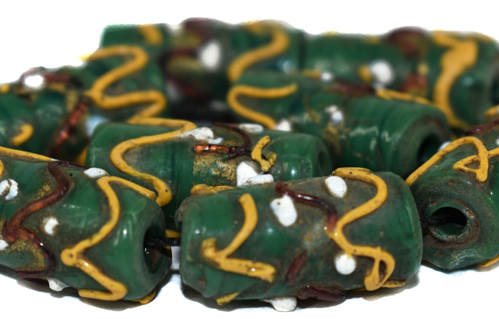 8 Green Aventurine Wedding Cake Venetian Trade Beads