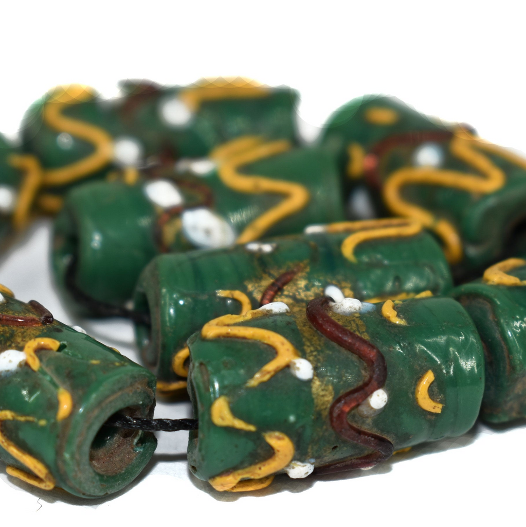 8 Green Aventurine Wedding Cake Venetian Trade Beads