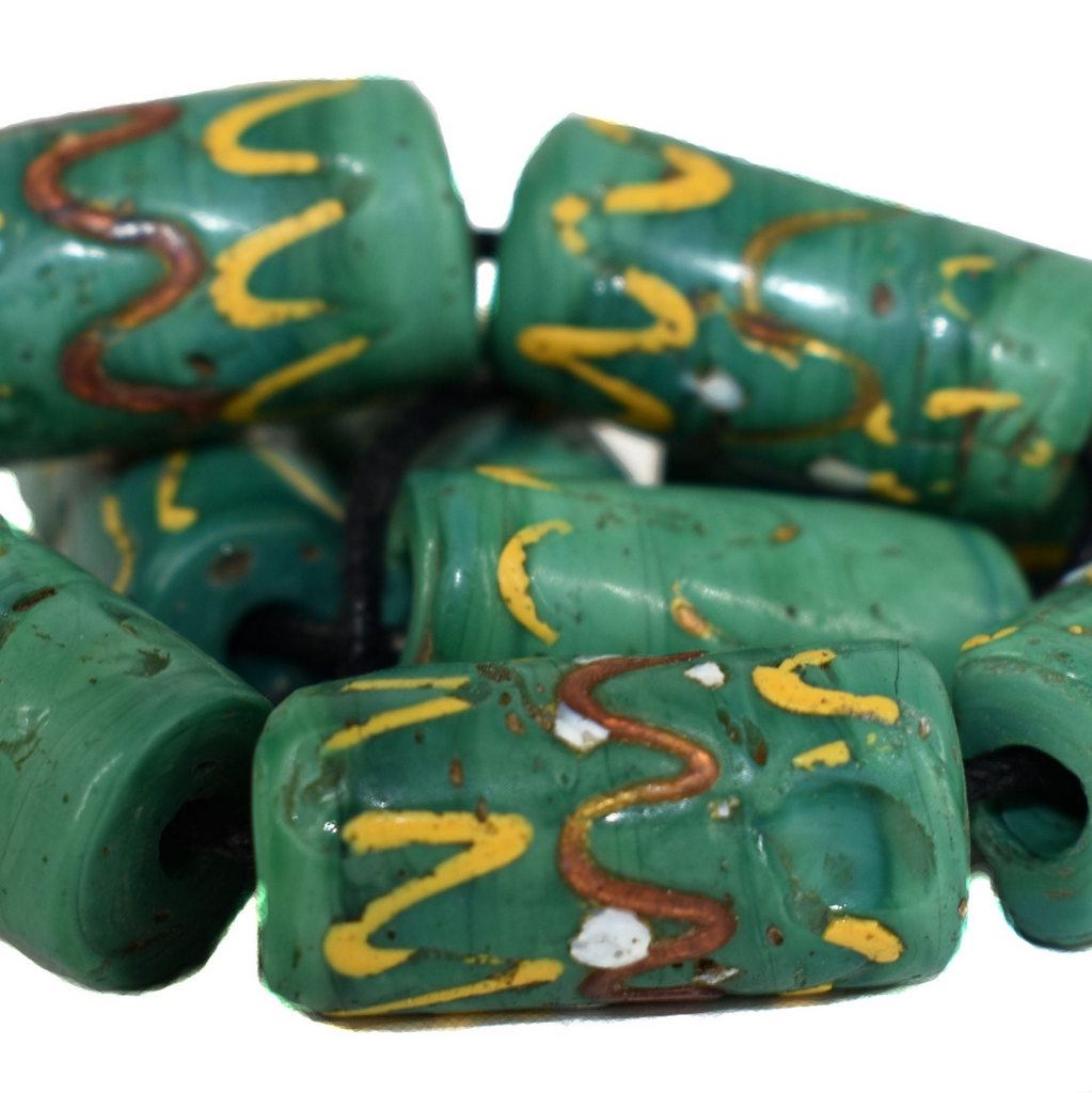 9 Green Aventurine Wedding Cake Venetian Trade Beads