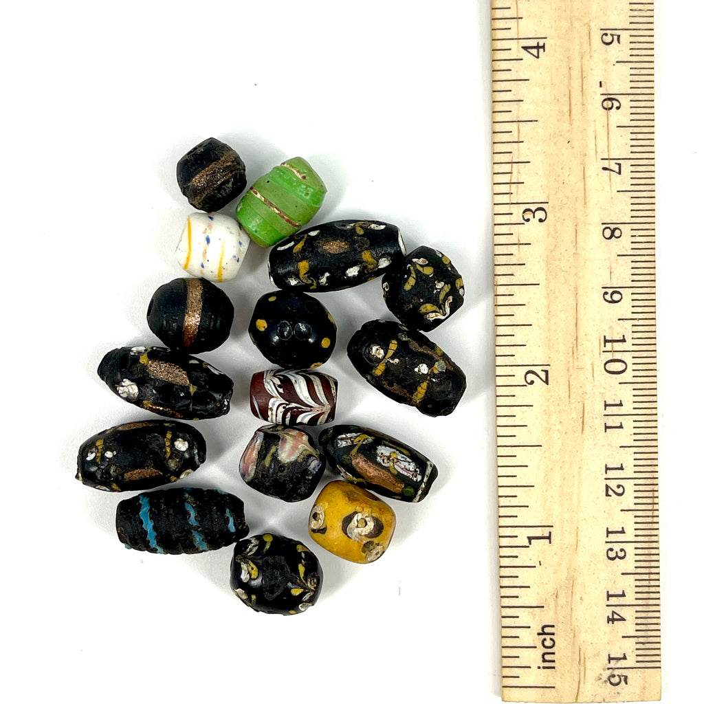 16 Venetian Black Aventurine Trade Beads